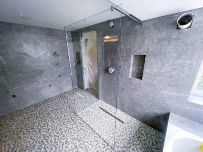 Création d'une salle de bain sur mesure à Limette